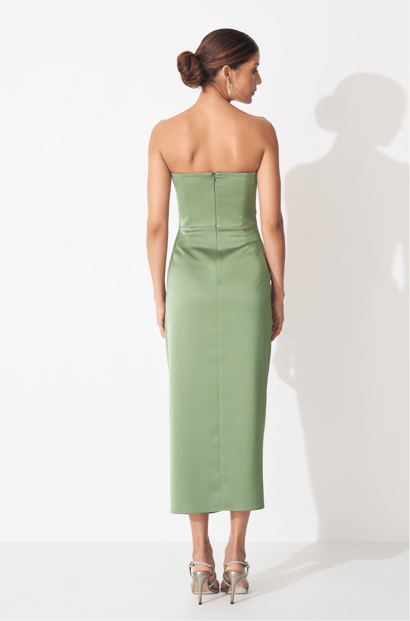Vestido-de-Festa---2025-09-12T120948.998
